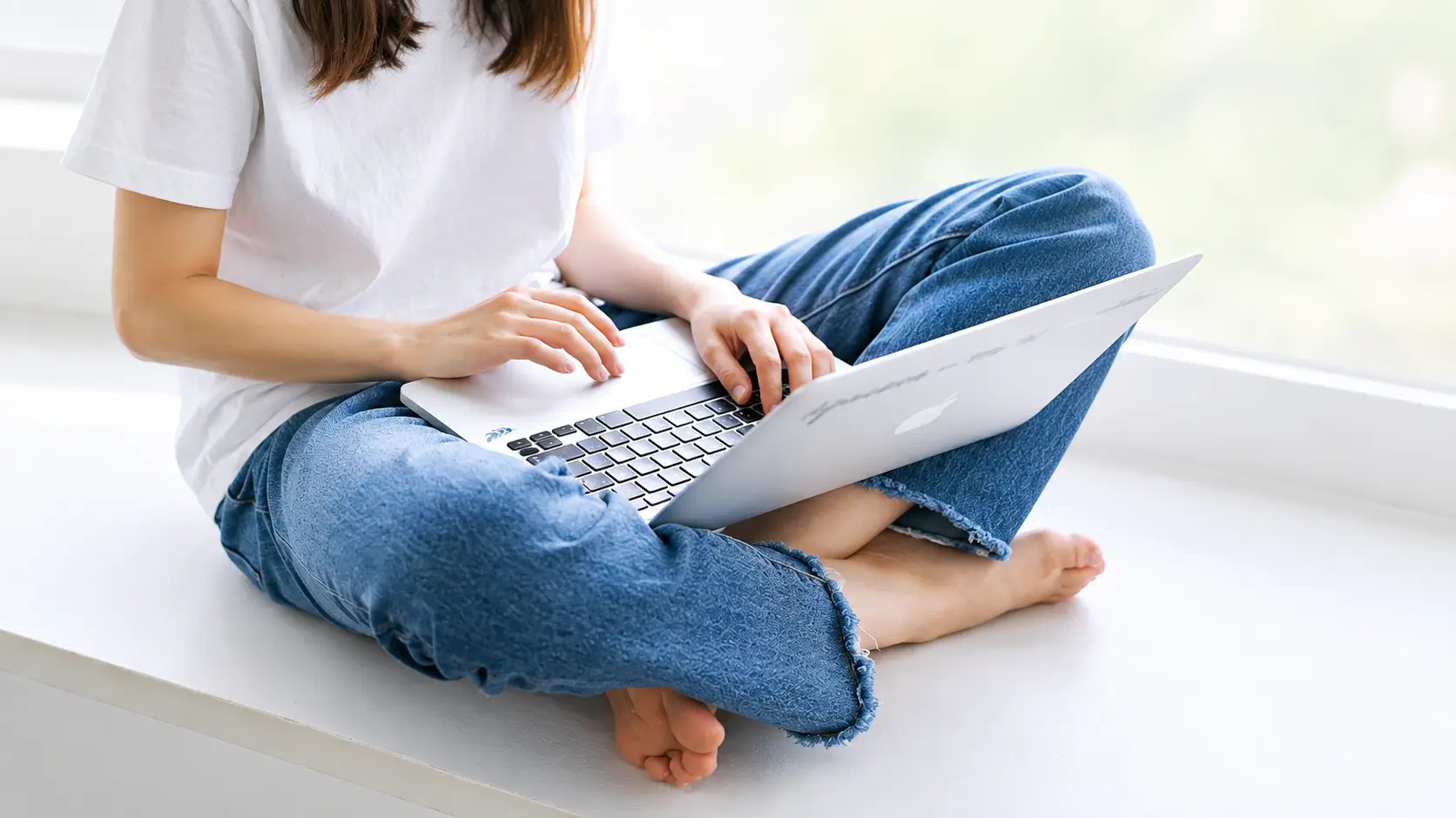 Person browsing safely with CloudXGuard active